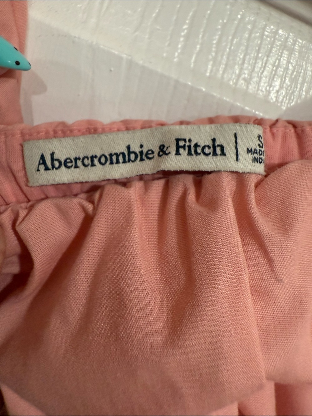 Abercrombie & Fitch Emerson Ruched Puff Sleeve Mini Dress‎ Pink - Picture 3 of 3